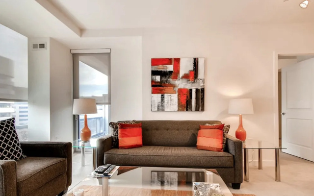 Global Luxury Suites in Emeryville