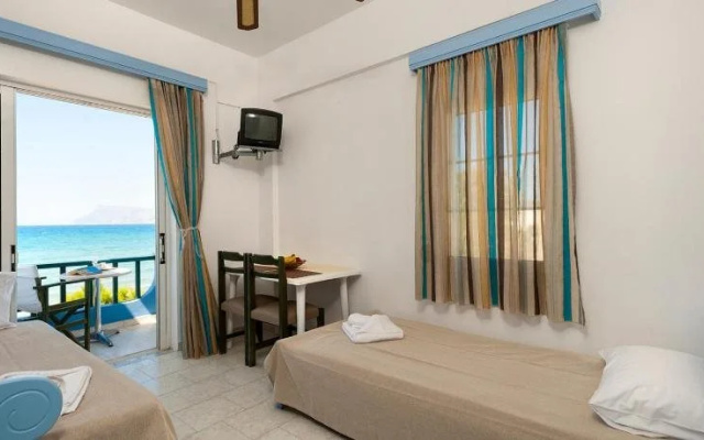 Tripodis Apartments