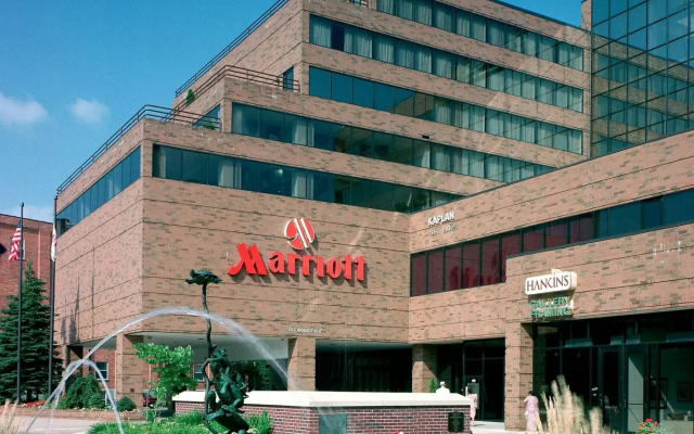 Marriott East Lansing at University Place