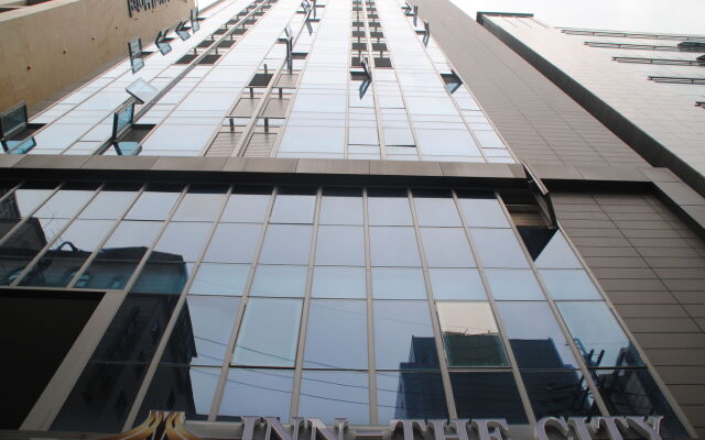 Inn-The City Business Hotel вид на фасад