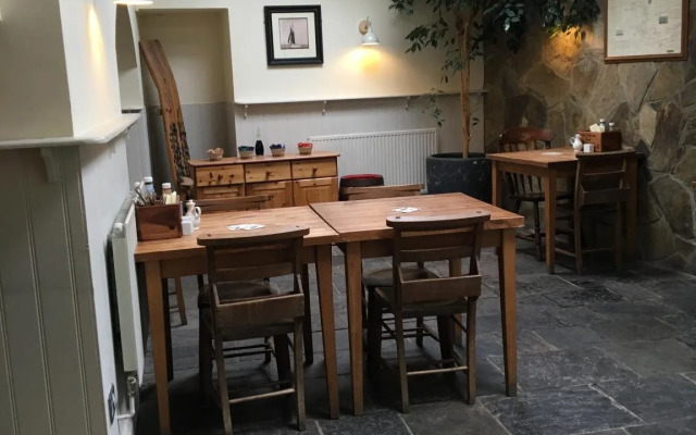The New Three Mariners Inn