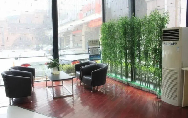 Kunlun Leju Business Hotel Huayuan Road