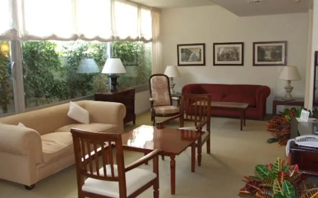 Senior Apartments Las Arcadias