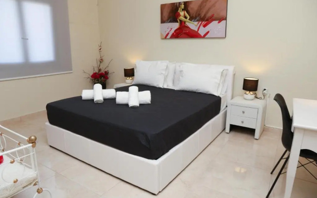 Chrysiida Apartment