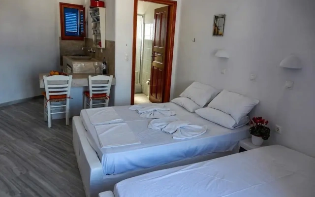 Ioanna Rooms