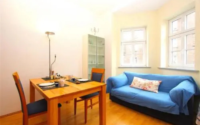 5907 Private Room