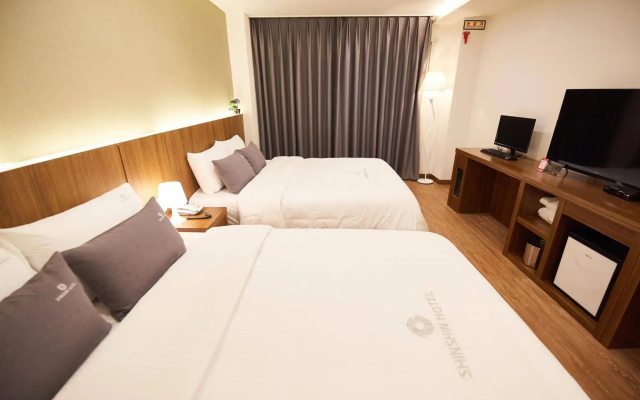 Shin Shin Hotel