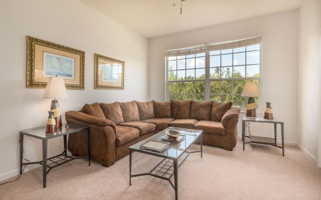 Windsor Palms-ru848
