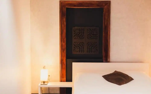 Vendi Grand Square Residence