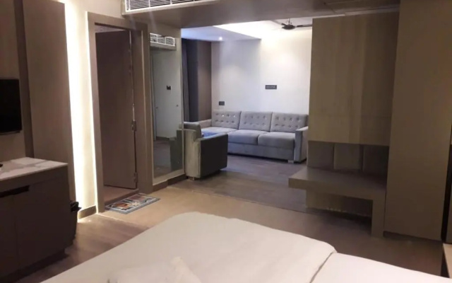 Hotel The Legend