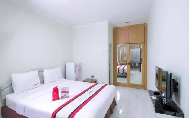 RedDoorz Near WTC Sudirman 2