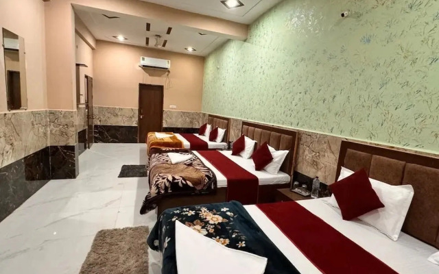 Hotel Raghav Dham