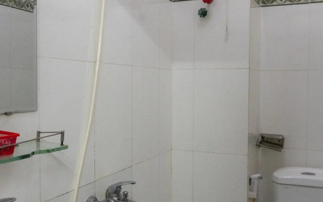 Ngoc Trinh Hotel Binh Tan By Zuzu