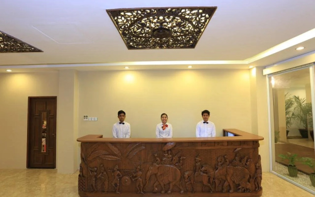 Royal Bagan Hotel