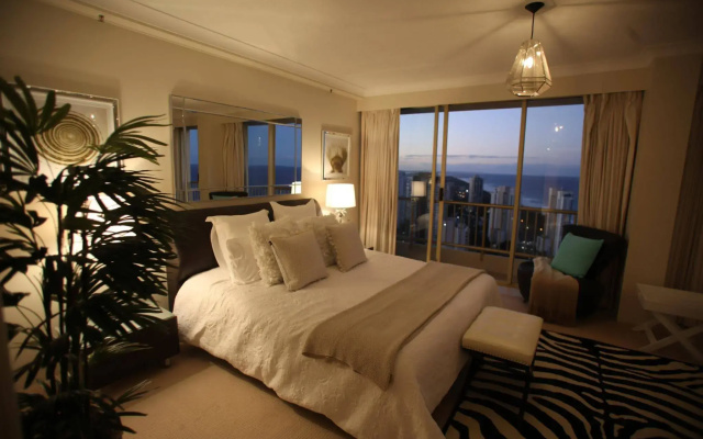 Gold Coast Amor'e Luxury Sub Penthouse
