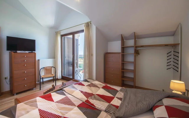 Awesome Home in Fazana With Wifi and 2 Bedrooms
