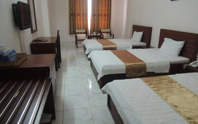 Tay Nam Hotel