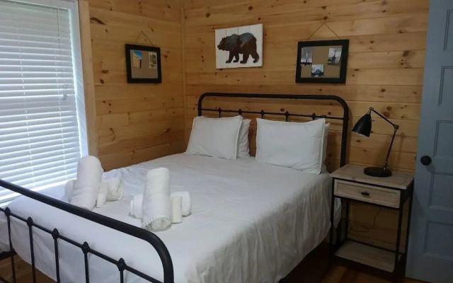 Dillingham Dacha - 2 Br Home