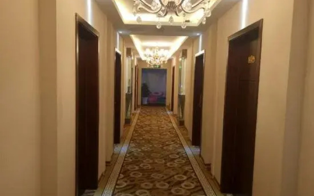 Yingshan Huayi Hotel