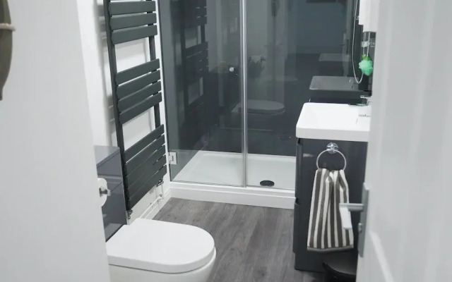 Garden-view Holiday Home in Plymouth With Sauna