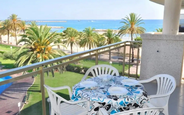 Apartamento Vista a la Piscina Para 6 Personas en Cambrils