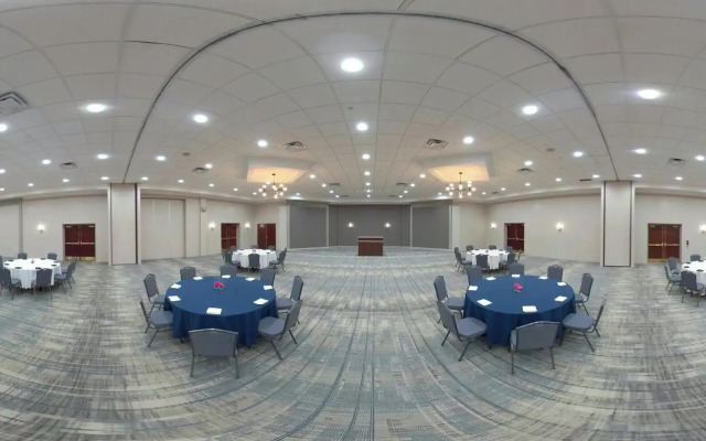 Four Points by Sheraton Cleveland-Eastlake