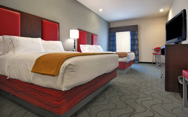 Holiday Inn Express & Suites Oklahoma City North by IHG