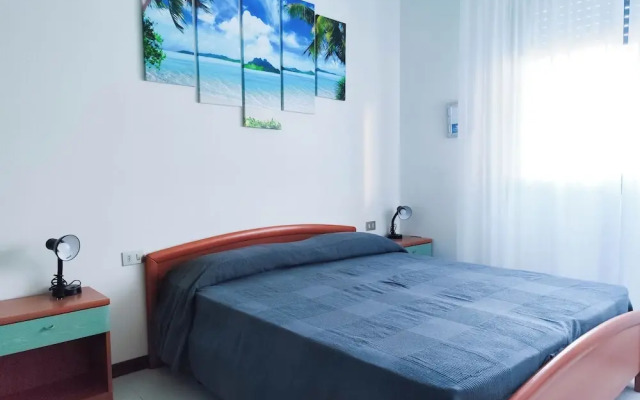 Relaxing Flat With Pool Access