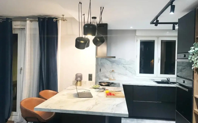 Nid Douillet - BEL APPARTEMENT avec GARAGE