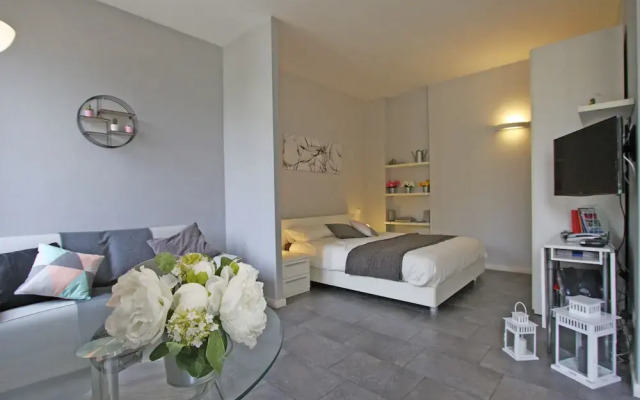Travel & Stay - Sforza