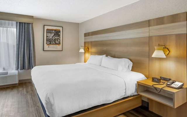 Holiday Inn Express