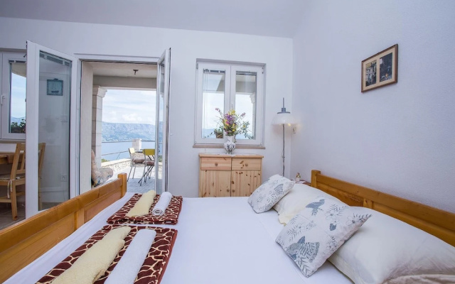 Holiday House Domina