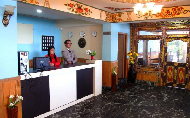 Retreat Hotel & Spa