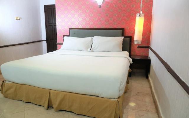 Hotel Istana Permata Dinoyo