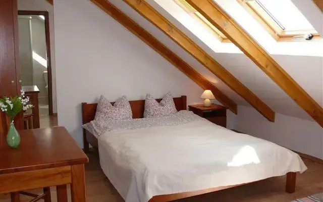 Piastowy Dwór