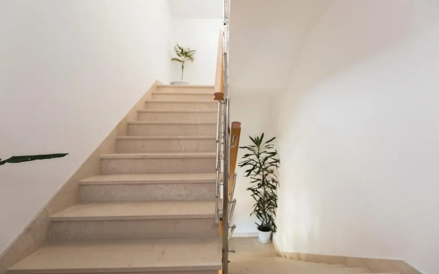 Amazing Home in Makarska With Wifi and 1 Bedrooms