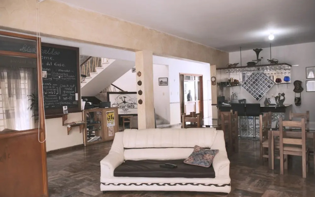 Hostal Casa del Gato - Hostel