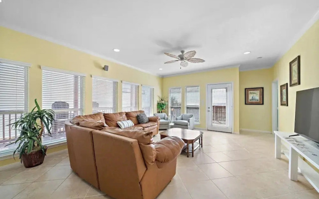 Starlight Oasis by Ryson Vacation Rentals