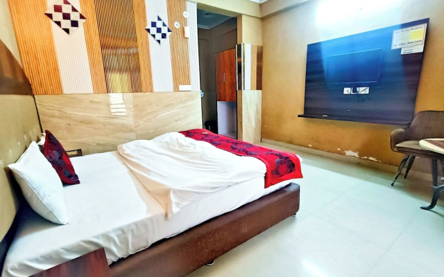 Hotel Krishna Regency - near ISCKON