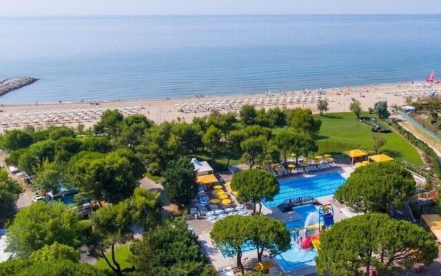 Victoria Mobilehome Village Mediterraneo