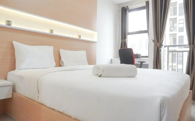 Fancy And Comfort Studio At Transpark Cibubur Apartment