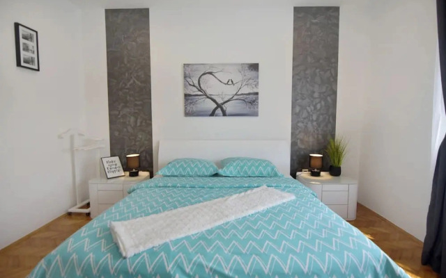 Spacious Apartment in Umag