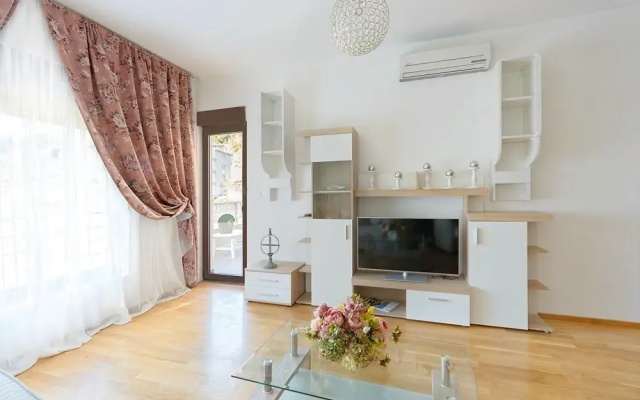 Apartments in Becici