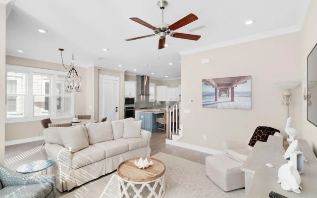 Town of Prominence 326b- Seaside Paradise