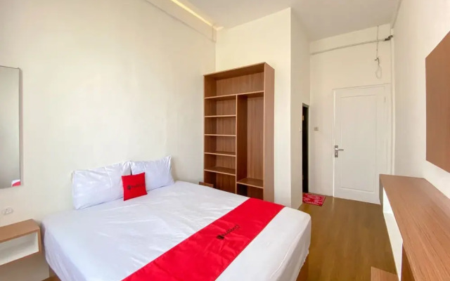 RedDoorz Near Sondokoro Agrotourism Karanganyar