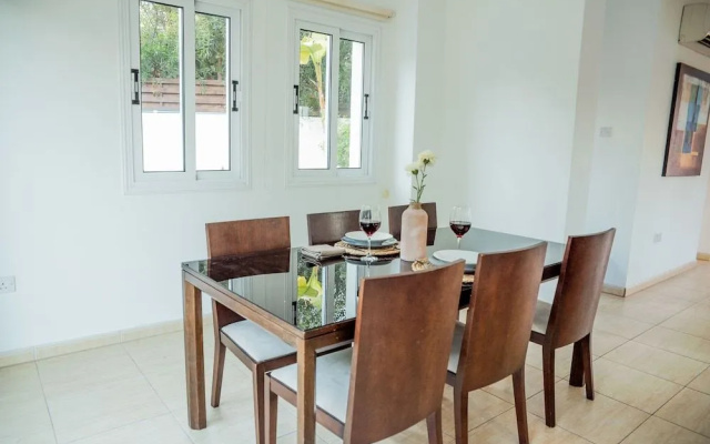 Konnos Beach Villa No 5