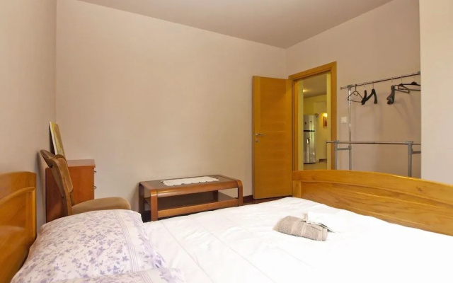 Apartment 1695