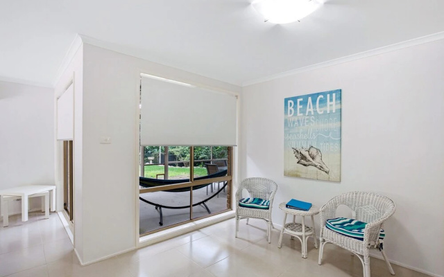 Ullora Close, 61