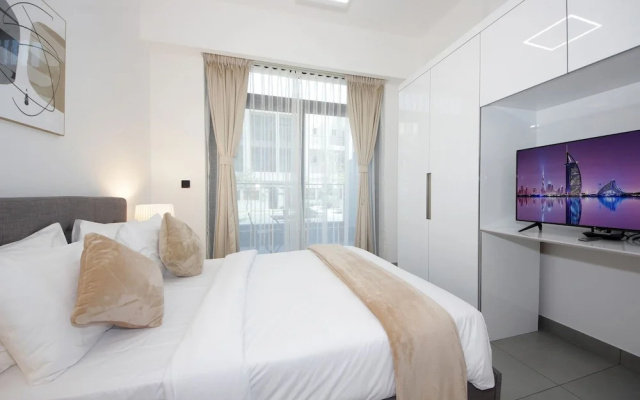 Executive Studio Seven