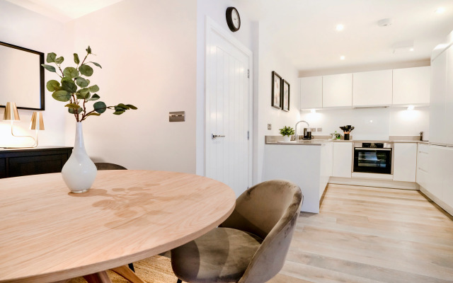King's Mews II Apartments